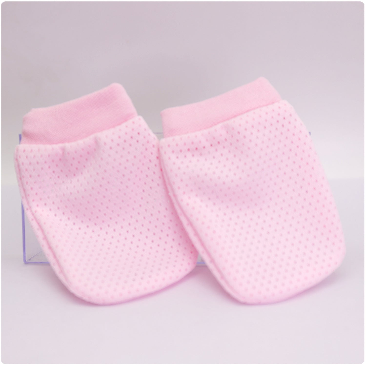 Adjustable Anti-Scratch Mittens for Infants and Newborns